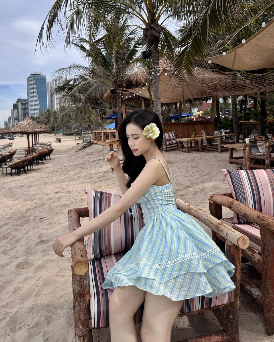 DigoMisere's tweet photo. Wassup 🌍 Just dropping by to say: no matter what yesterday was, today is a fresh start. 🌈
fpjB https://t.co/7Ifsh0sdWU