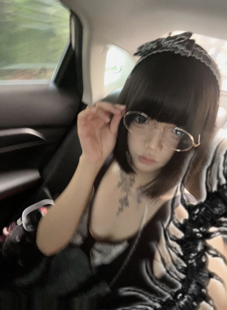 Yitingbcee tweet picture