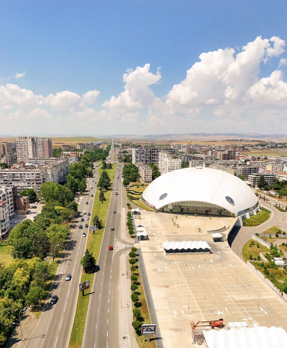 EurovisnTurkey's tweet photo. 🇧🇬 2027 Eurovision, 11, 13 ve 15 Mayıs tarihleri arasında Burgaz'da gerçekleşecek.

Yarışmaya Arena Burgaz ev sahipliği yapacak. #ESC2027 #Bulgaria https://t.co/21mH8XmKzo