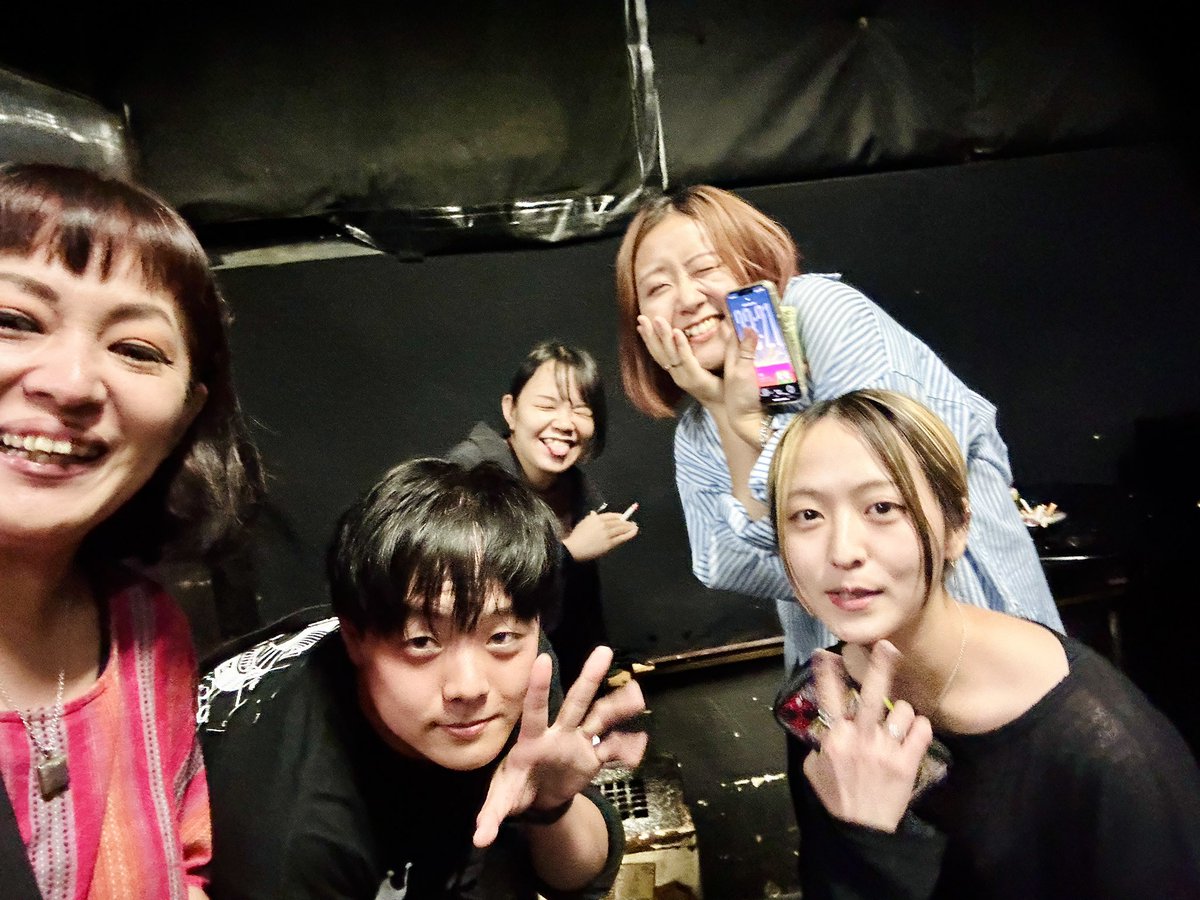 jarringofficial's tweet photo. 2026.8.12
越谷EASYGOINGSでの
最強共演陣とのオフショット📸
#tegakiLIEE
#puffnoide
#EGGTOP
#アオイハル
#アイカワヒトミ
#サクライヒナコ https://t.co/n6Ufr4mka4
