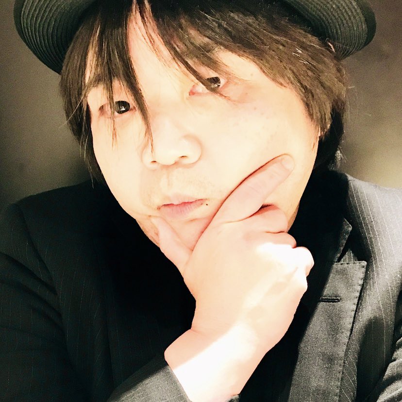 shiriko1971's tweet photo. 苦しい時、不安な時、戸惑ってる時こそ、本当の自分なのかも。冷静になり＂今＂という時の流れをかみしめる貴女と僕。今この瞬間こそが真実なんだ。……もしも願いが叶うなら、僕はダーティーハリーになって、貴女の悲しみを消してあげたい。そのあと、ハリーポッターになって、貴女の心に寄り添う僕。 https://t.co/jxTIEq2B7G