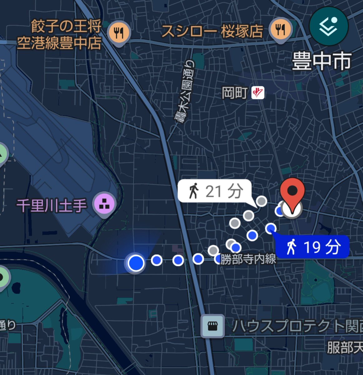 dezakinian's tweet photo. 曽根駅まで約二十分。荷物だけビニールに入れてずぶ濡れで帰るか…でも雷が恐い🥲 https://t.co/qtXGHftXEm