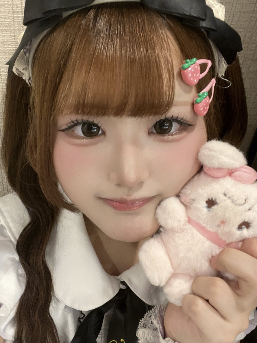 meari_Luminous's tweet photo. かわいいツインテールは私がしたいだけだから勘違いしないでょ https://t.co/1WesGmuAZS