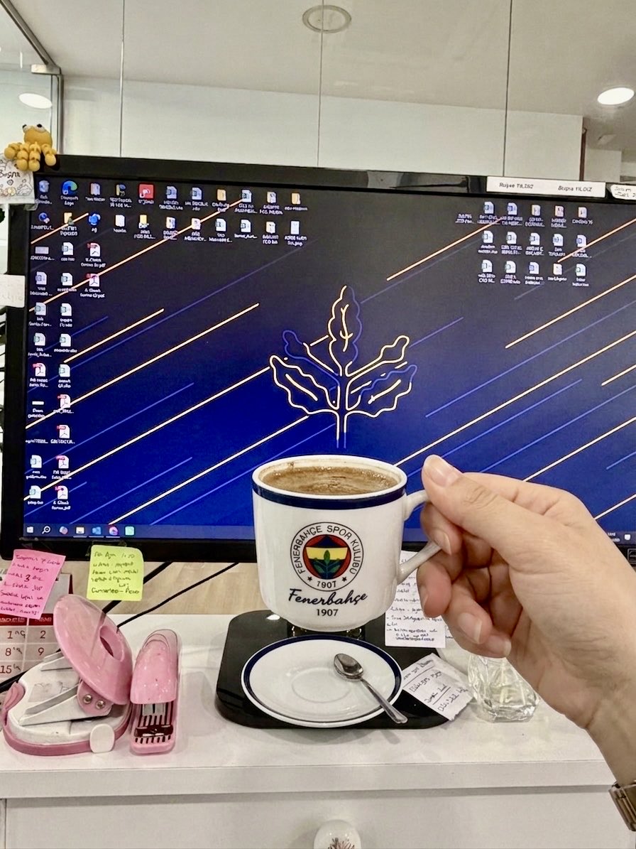bbyldzz's tweet photo. Günaydın. Günlük dozumuzu alalımmmm. 💛💙🫶🏻 @Fenerbahce https://t.co/ayuZPi9PCa