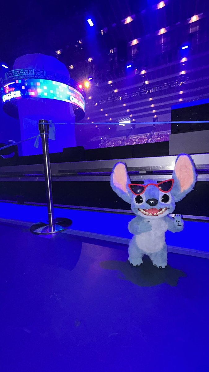 Maduh_dude's tweet photo. Disney on iceに行ってきたよん！ https://t.co/eTP5aivneO