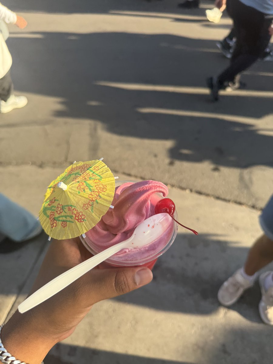 BioQhem's tweet photo. oc fair was fun🤗 https://t.co/dICQzLF84h
