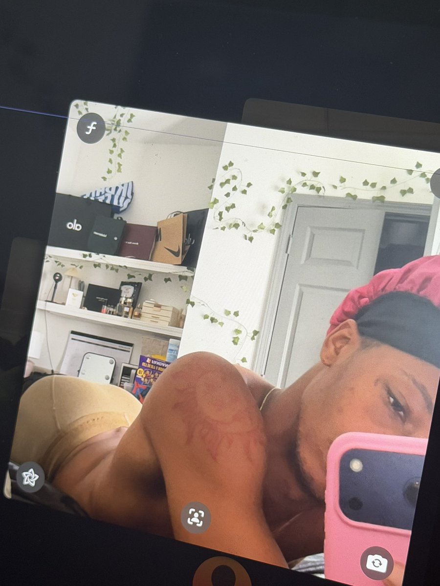 junnnnniorrr's tweet photo. body banging https://t.co/VSn02XWP4Q
