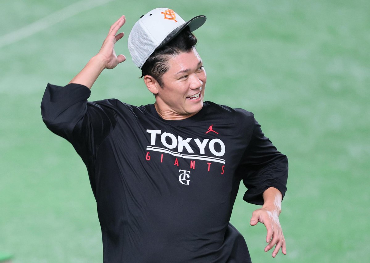 sanspo_giants's tweet photo. 【#練習風景から🏟️】

さわやかに駆け抜ける #坂本勇人 選手（撮影・佐藤徳昭）

#巨人 #ジャイアンツ #giants #サンスポ https://t.co/oADR5uzwYl