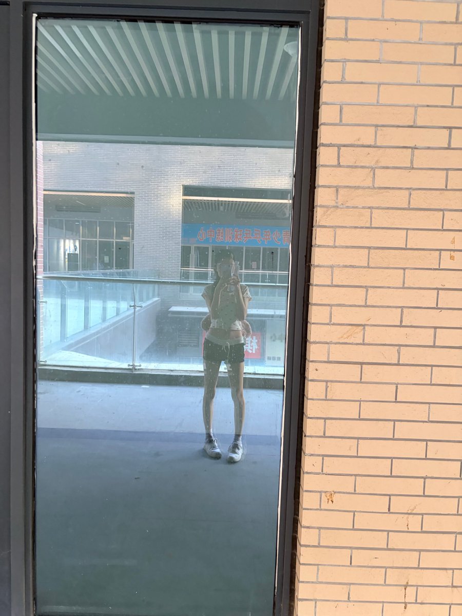 hajikeman609's tweet photo. 新人女高

谁要锐评一下无门槛哦

不发是小狗🥵 https://t.co/1lMKRJKEaz