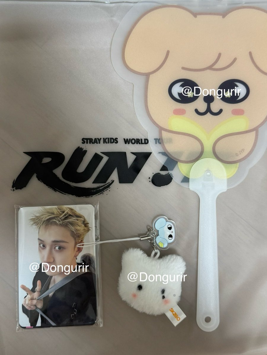 dongurir_'s tweet photo. 스트레이키즈 스키즈 런잇 월드투어 콘서트 7/26 첫막콘 입장 기프트 양도합니다
<미사용>
지니렛 키링+포토카드세트+퍼핌 부채-일괄 7.0
개별 구매 가능, 문의주세요
네고 가능, 터무니 없는 가격 안받습니다

첫막 방찬 리노 창빈 현진 한 필릭스 승민 아이엔 퍼핌 지니렛 스키주 입장 세트 스테이존 https://t.co/j8r4lbi46m