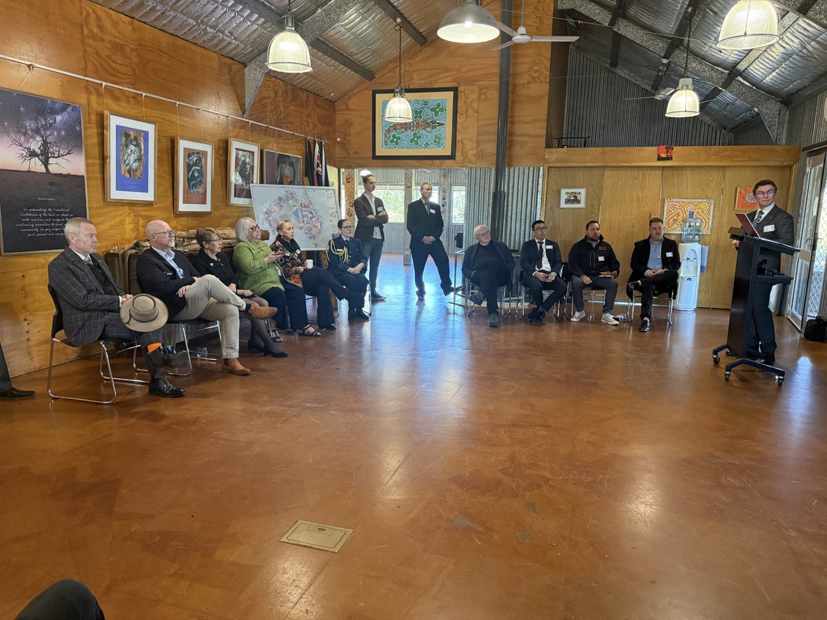 MuruMittigar's tweet photo. What an honour to welcome Her Excellency the Honourable Margaret Beazley AC KC - Governor of NSW, Councillor Brad Bunting - Mayor of Blacktown and Kerry Robinson OAM - CEO of Blacktown Council to Muru Mittigar's Cultural Centre today. #MuruMittigar #CommunityCountryCulture https://t.co/jJnRgY7hlo