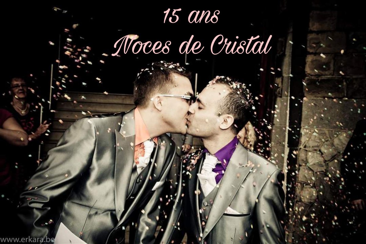 CharlesHBressan's tweet photo. À nos noces de cristal mon ❤️ #AnniversaireDeMariage #WeddingsBirthday #nocesdecristal #SameLove #Gaymarried https://t.co/HZ6UVbIiXC