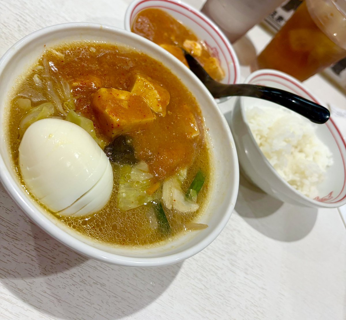 chaco0304's tweet photo. ずっと栄養に気をつけた食事を心がけてたけど、入院でしばらく病院食しか食べられなくなるので最後に中本。
いつもは北極だけど、自分なりに少し気を遣って(?w)蒙古タンメンレディースセット
美味しかったです‼︎ごちそうさまでした〜！ https://t.co/jdysKFrOby