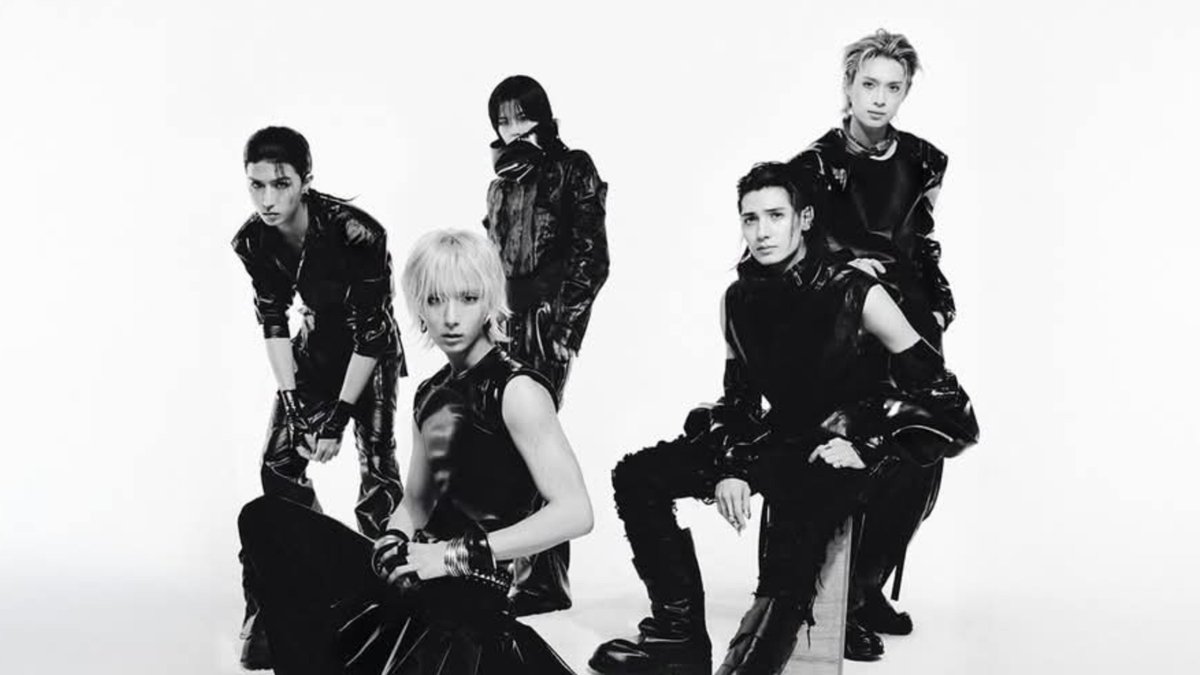 gaoncrumbs's tweet photo. this kinda reminds me of something........... https://t.co/HeRPB9iJSf