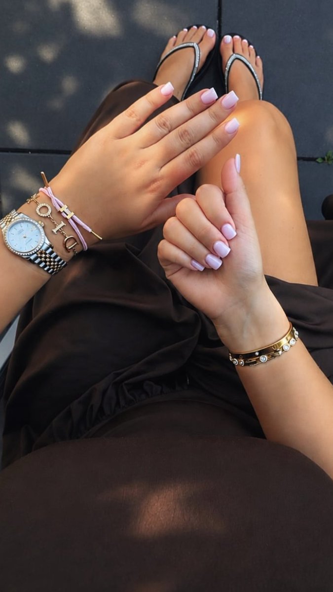 goddesmarcella's tweet photo. Kom je weer alleen kijken, loser?😏
Je weet inmiddels toch wel hoe dit werkt… aandacht krijg je niet gratis
Dus betaal eerst, en misschien verdien je daarna wel iets exclusiefs👀👅
-
findomnl findom paypig goddes drain feet finnesub sub https://t.co/GkhZWjmPmq