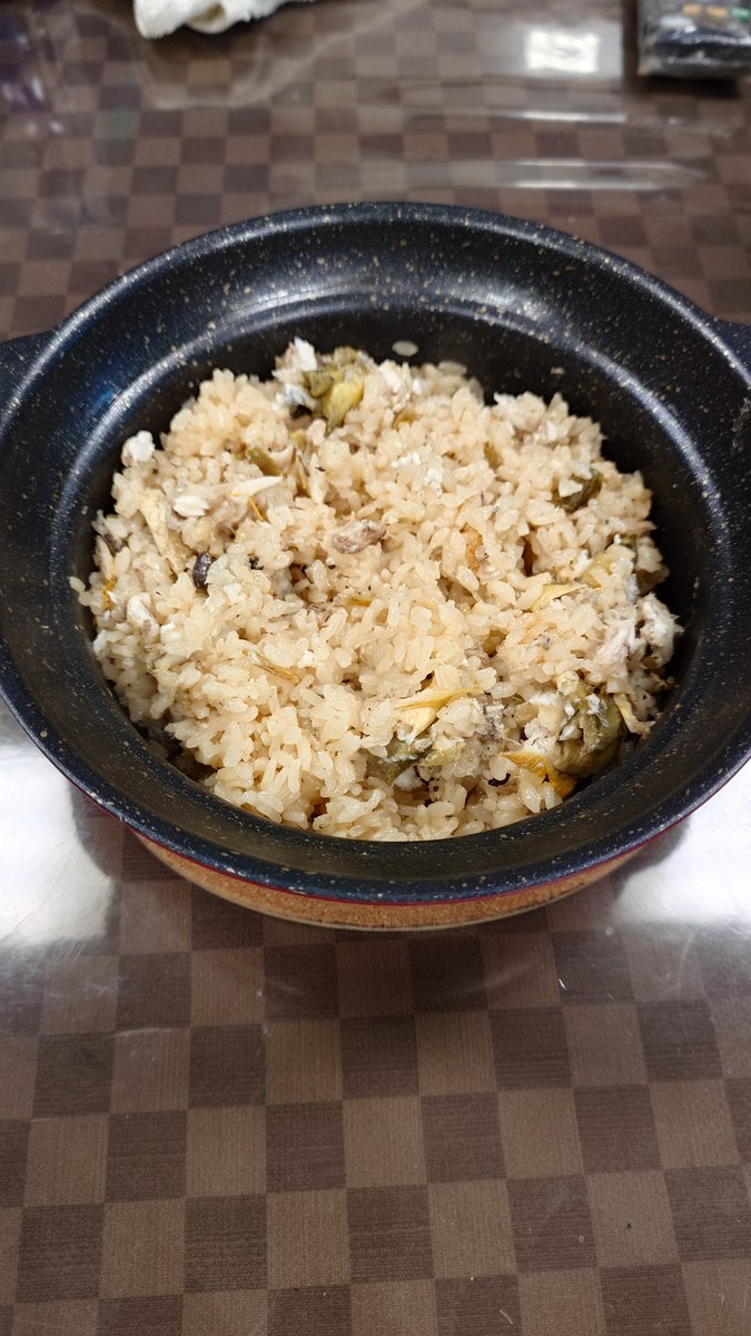 RIN_JP04's tweet photo. メインは鮎の塩焼きと鮎飯 https://t.co/79WdEwxZR2