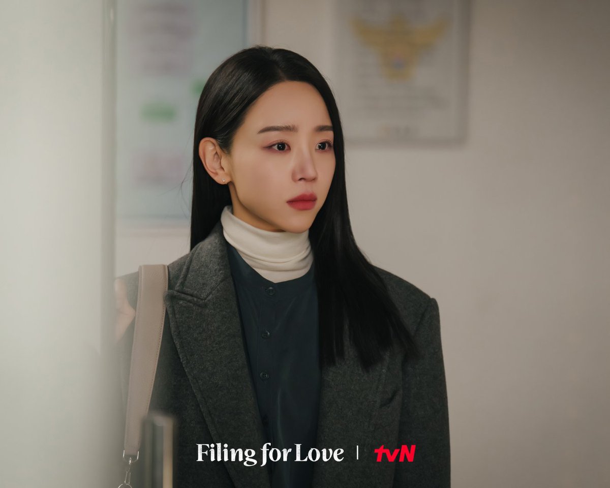 tvN_Asia's tweet photo. You mess with In-ah, you mess with Ki-jun. One fight, one police station visit, and one very sweet moment between them. ❤️⁣
⁣
#tvNAsia #BestKoreanEntertainment #FilingForLove #ShinHaeSun #GongMyoung https://t.co/k9qM8FMhc0