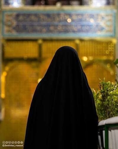 BHelen798's tweet photo. حرم امام رضا (ع)فقط يک مكان ساده نيست
پناهگاه امني هست
 براي تمام دل هاي بي پناه
كه در اين دنيا جايي براي رفتن ندارند
#ایران_امام_رضا https://t.co/Qh9RepwxkC
