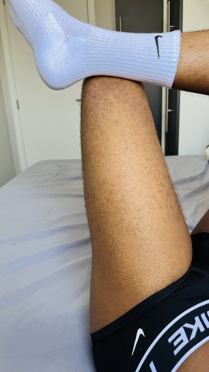 snkrsboybr's tweet photo. GOOD MORNING 

#socks #underwear https://t.co/OgCrOK0GL2
