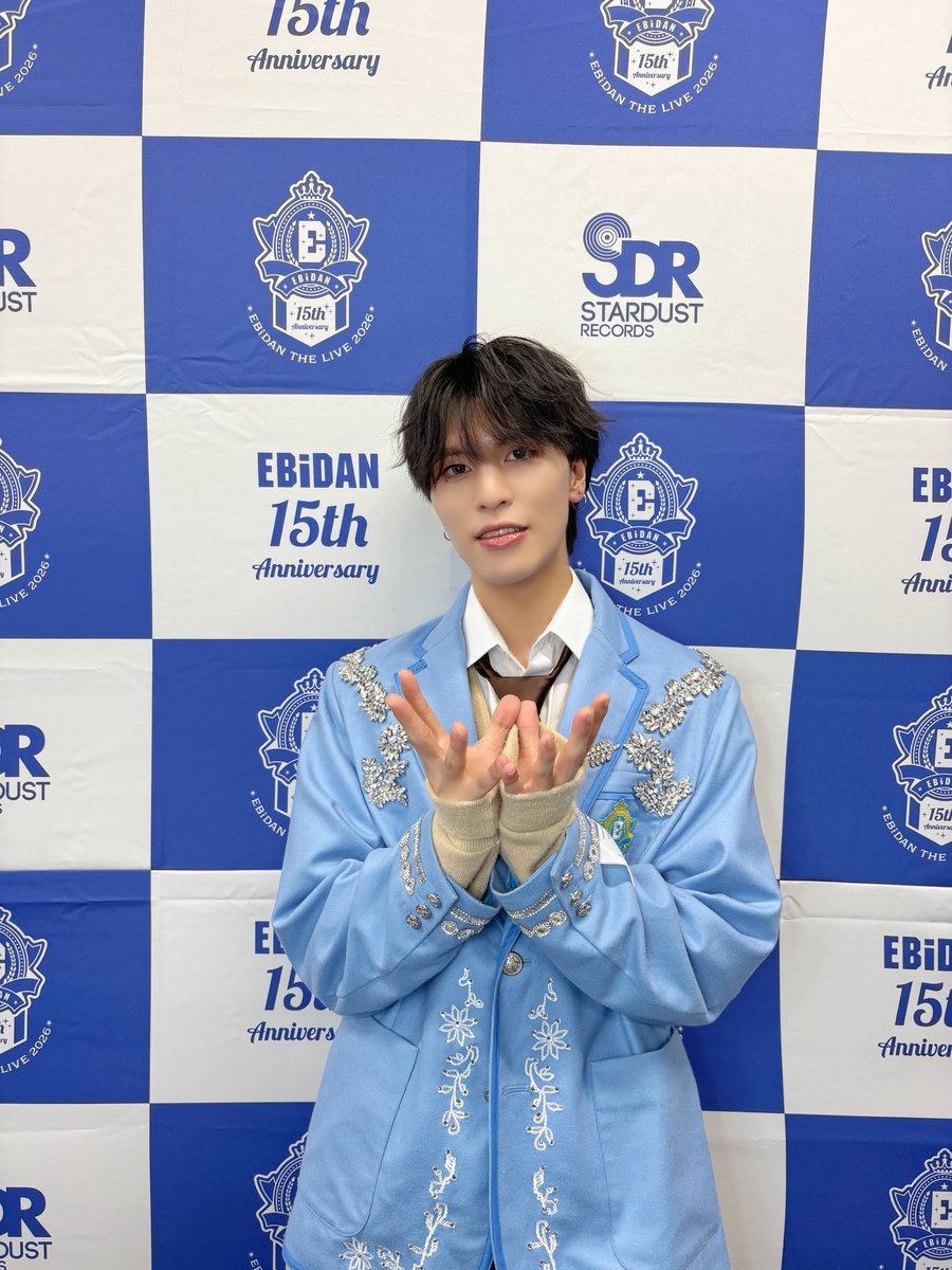 ICEx_official's tweet photo. 🦐 #エビライ2026 🦐

＼ #ICEx  #千田波空斗 💚／ 

セクシーボイスで甘い歌声🌹
2005.6.14 21歳
〈ONE N' ONLY〉 
#TETTA さん役で出演！✨

エビライ初日ありがとうございました〜！

やっぱり夏はエビライだなぁ！て思ってもらえましたでしょうかー？？

僕はやっぱエビライ最高だなぁと凄く思いました！みんなと幸せ時間共有できて嬉しかったです！

ここから3日間も全力で最高の思い出作りましょう！

ちだはくとでした！覚えてね〜🍀

▼Instagram📷
https://t.co/IcPRu0KL9b

▼ICEx公式HP🧊
https://t.co/Oryxm49Vhf

#EBiDAN #Yes_EBiDAN15th