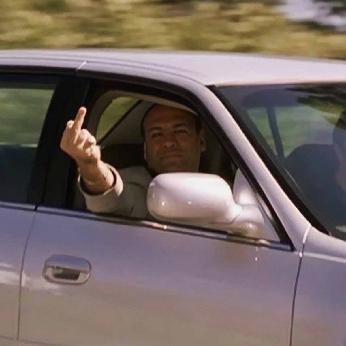 historyinmemes's tweet photo. James Gandolfini was nearly cast as Michael Scott's (Steve Carell) replacement on The Office after Michael Scott left Scranton. NBC reportedly offered him $4 million for the role, but HBO paid him $3 million not to take it, helping preserve the legacy of The Sopranos in the process.
