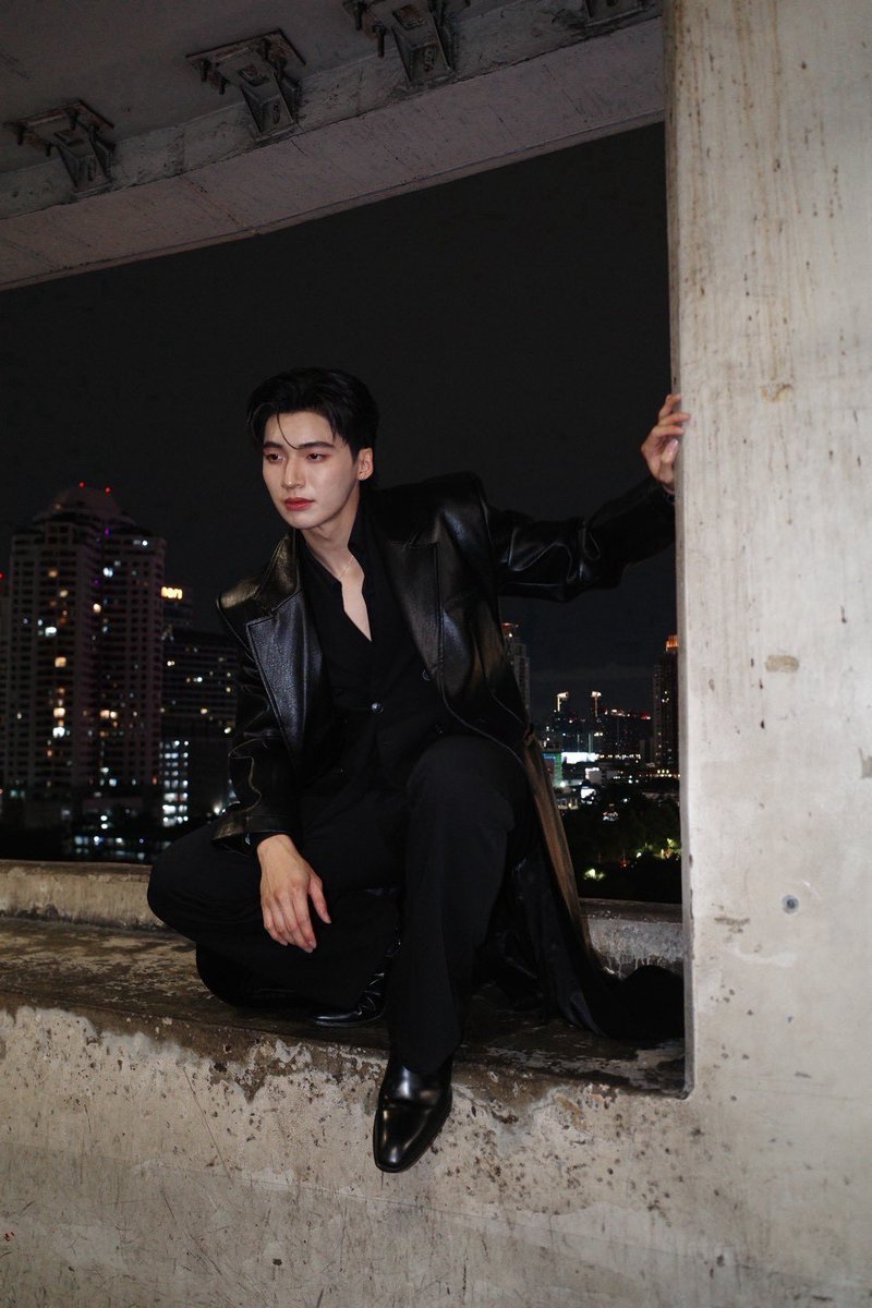pondponlawit1's tweet photo. ชักใยหาความรัก🕷️ พอจะมีไหมครับ 😉

#Pondponlawit  #Piecesofponlawit https://t.co/p4QT69F4Yd