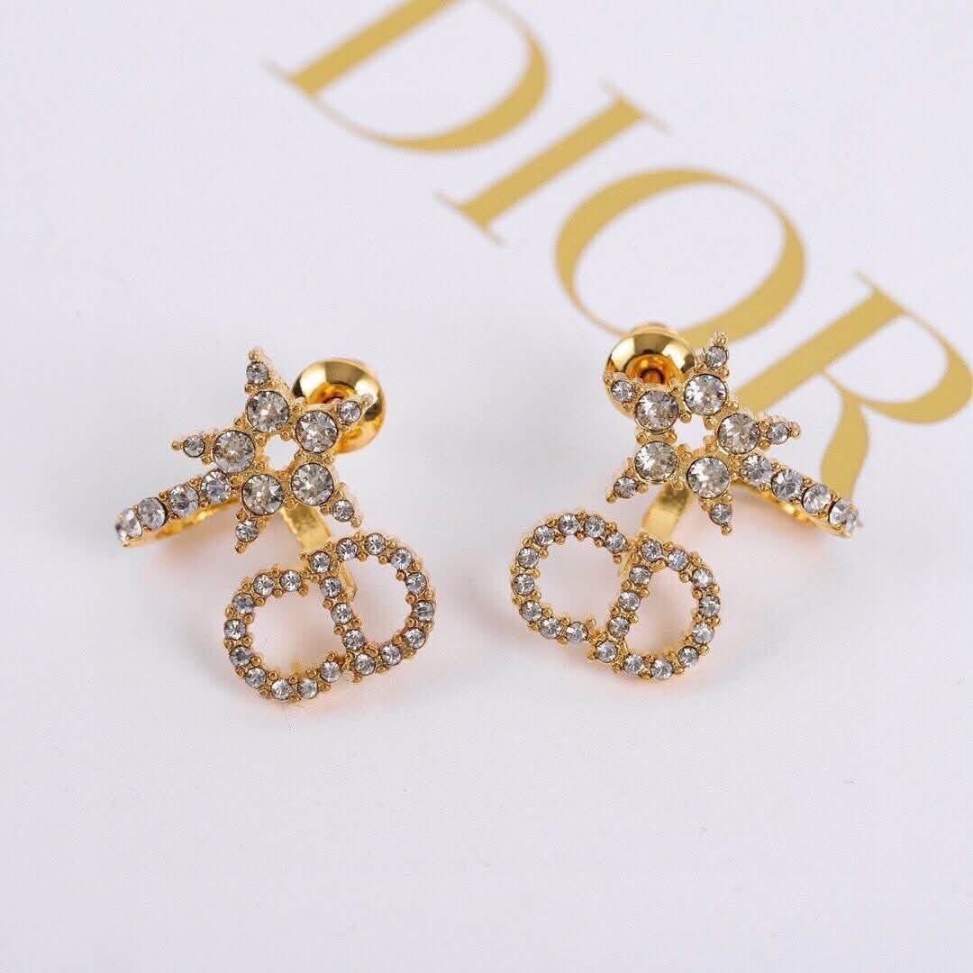 pppkinn_'s tweet photo. งานต่างหู Dior งานมือสอง✨
⭐️ 2,200฿ ⭐️ ส่งฟรี
✅ ผ่อนได้น้า

หาดใหญ่นัดรับ/เรียกรถได้ค่า💓

#dior #หาดใหญ่ #ต่างหู #ส่งฟรี #ต่างหูแบรนด์เนม https://t.co/wFHTlrHSMz