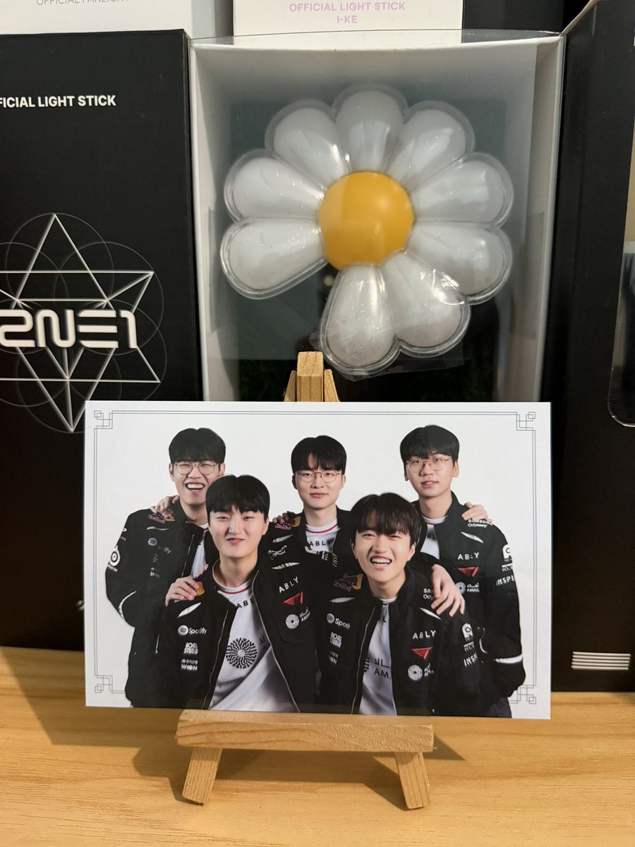 KpopXLoLShop's tweet photo. From Counting Stars 💕

Anyone interested ? 

DM for more info https://t.co/xLlwCtSD0x