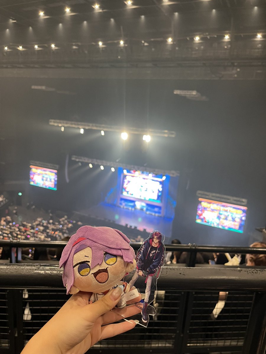 ngo418's tweet photo. 目覚ましフェス5階席でもめっちゃ近く感じました！披露してくれた2曲も最高でした😭 https://t.co/m2xp80Nq3K