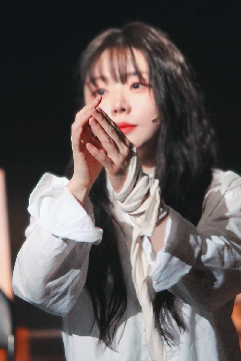 dolinoteu's tweet photo. 260731 아르토, 고흐 #조영화

하나의 몸이 산산조각 찢어져 만개의 영혼으로 흩어진다 https://t.co/2nPeFAeZWQ
