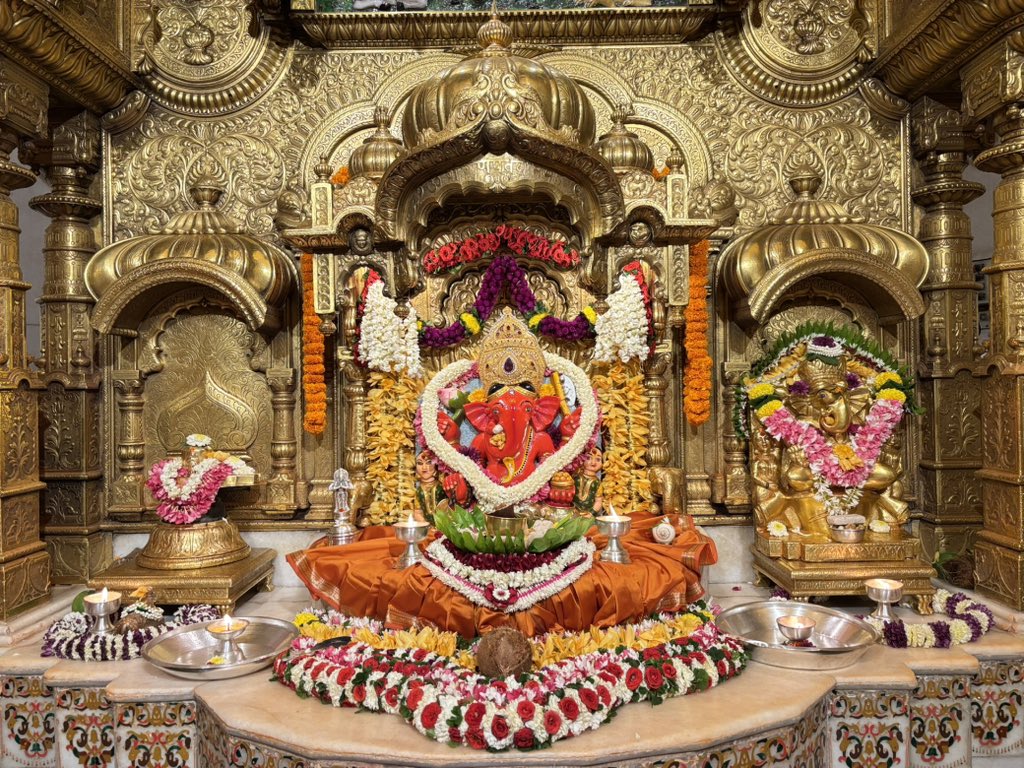 SVTMumbai's tweet photo. 🙏 गणपती  बाप्पा मोरया 🌺मंगलमूर्ती मोरया 🙏१३/०८/२०२६
🙏Ganapati Bappa Moraya 🌺 Mangalmurti Moraya  🙏13/08/2026 https://t.co/Uxw8I553wU