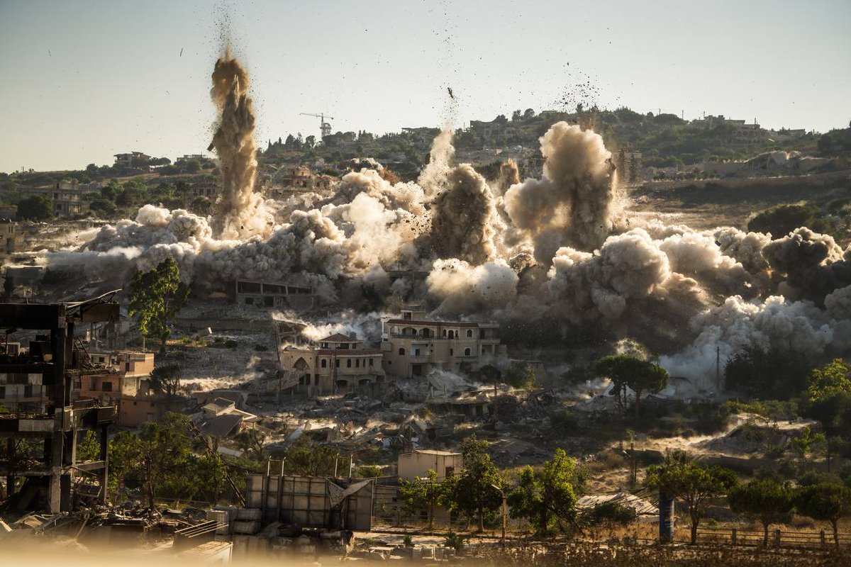 Osint613's tweet photo. The IDF is conducting massive demolitions in Bint Jbeil, southern Lebanon. https://t.co/NZx5YY9T57