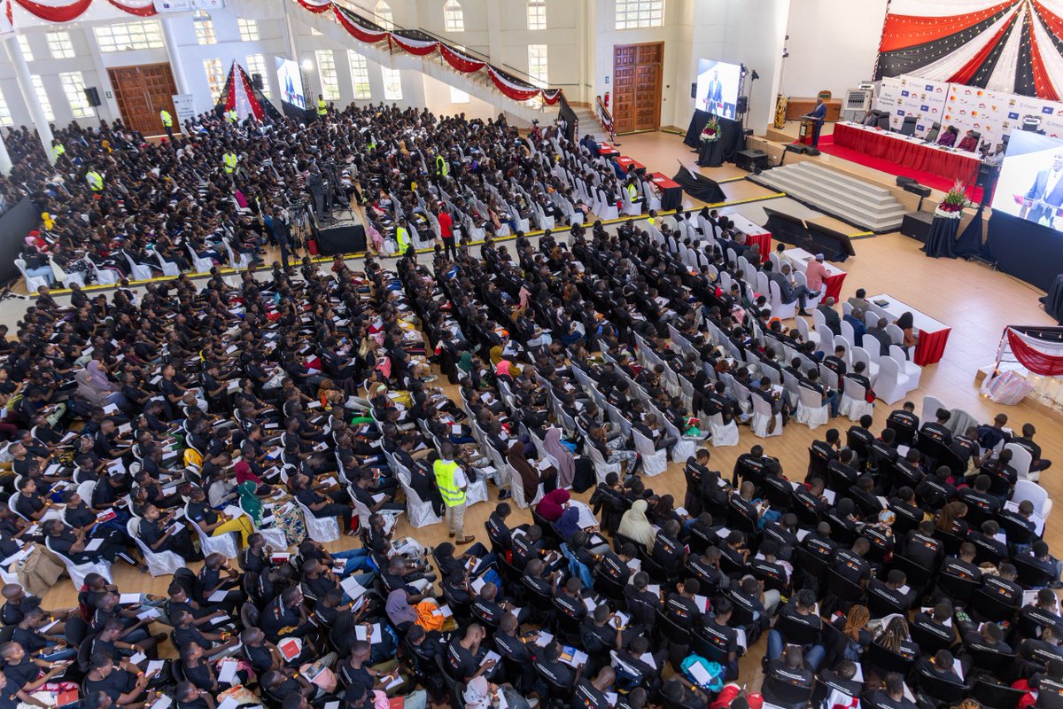 PhilisterMnytta's tweet photo. The numbers tell one story, but the people tell another. Equity Group Foundation is supporting thousands of scholars whose achievements can inspire entire families and communities. #WingsToFly #EducationCongress https://t.co/RqGlsDyTWD
