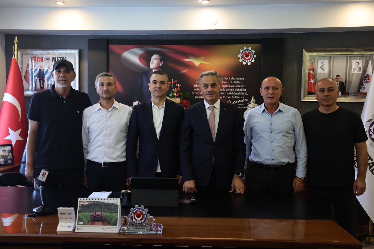 olcaymeric1965's tweet photo. Sakarya Büyükşehir Belediye Başkanı Sayın Yusuf ALEMDAR Şubemizi Ziyarette Bulundular..
Yapmış Oldukları Nazik Ziyaretlerinden Dolayı Teşekkür Ediyorum..
#TÜRKMETALSENDİKASI
#TÜRKMETALSENDİKASISAKARYAŞUBESİ https://t.co/V1R4UHxBnI