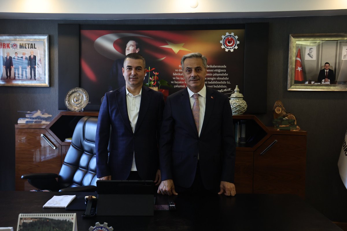 olcaymeric1965's tweet photo. Sakarya Büyükşehir Belediye Başkanı Sayın Yusuf ALEMDAR Şubemizi Ziyarette Bulundular..
Yapmış Oldukları Nazik Ziyaretlerinden Dolayı Teşekkür Ediyorum..
#TÜRKMETALSENDİKASI
#TÜRKMETALSENDİKASISAKARYAŞUBESİ https://t.co/V1R4UHxBnI