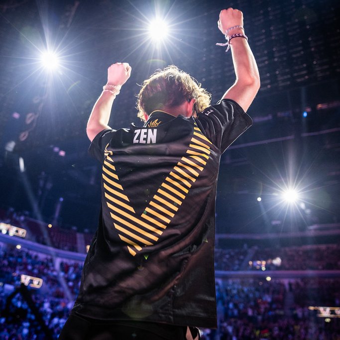 TeamVitality's tweet photo. 3 ans plus tard, qualifié en quarts de finale d'un tournoi mondial... Et si... https://t.co/iZh7YBdstS