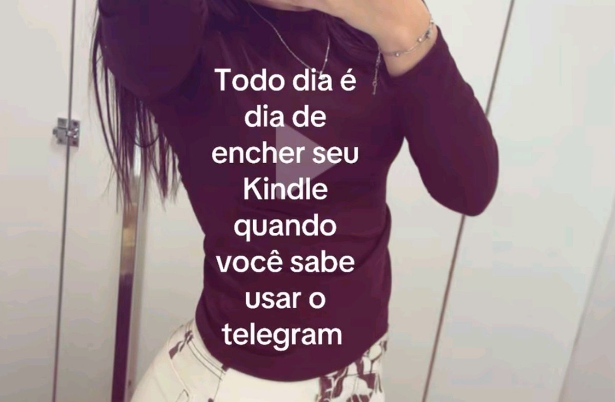 wellysgraham's tweet photo. a regra é clara: não pirateamos em HIPÓTESE ALGUMA livros nacionais!!!!!! só gente burra faz isso. vamos colocar o dedo na consciência e se tocar https://t.co/q0Z3h8owpd