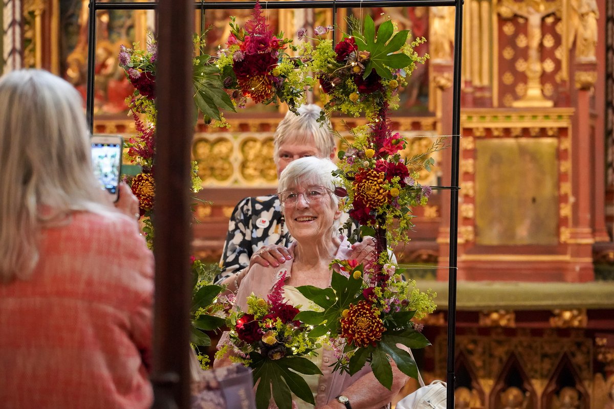 ThisisDurham's tweet photo. Music meets floral artistry at @ushawdurham's Flower Festival! 🌺🎵

Wander through breathtaking displays celebrating the North East's rich musical heritage. With beautiful installations and a daily Flower Market, it's an event not to be missed: https://t.co/ayUMCjhZyn 10-13 Sept https://t.co/vl8LeJBL3Q