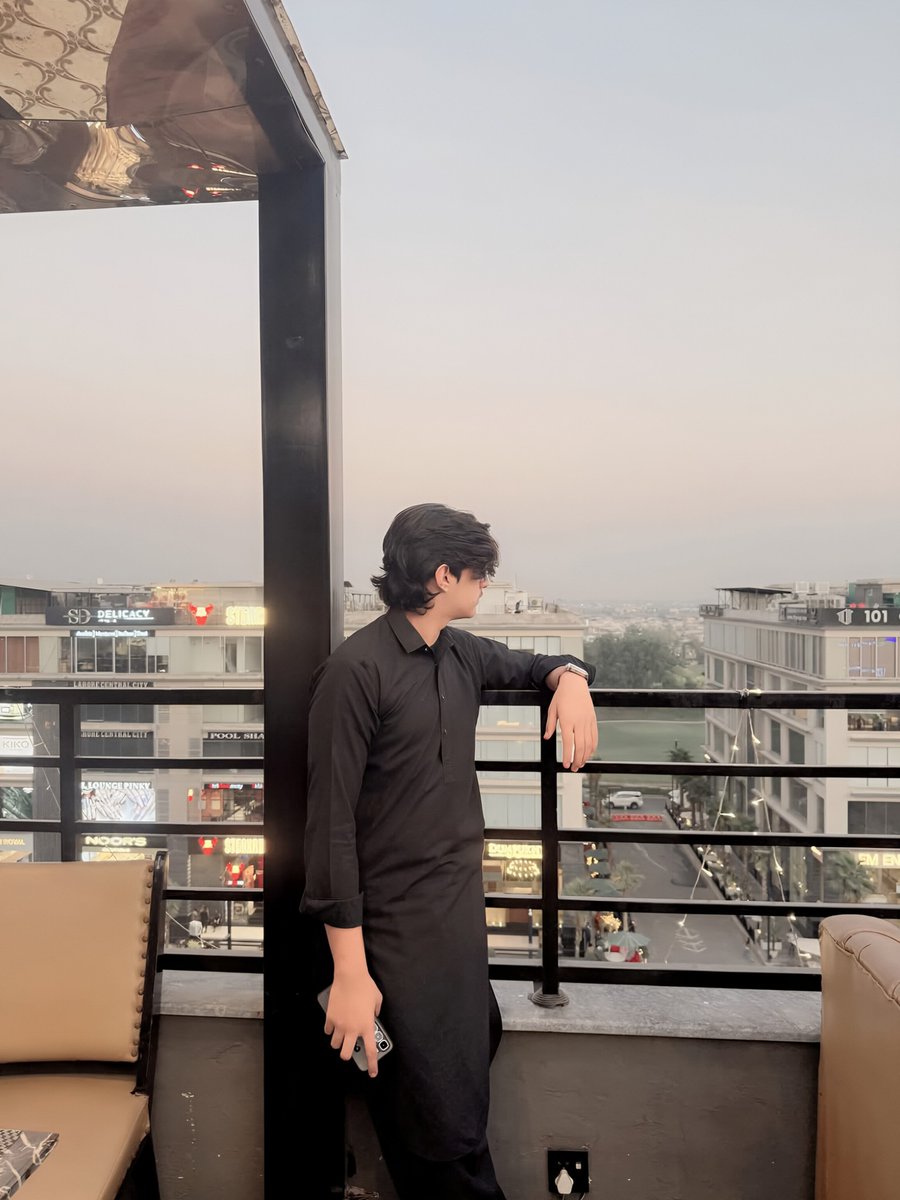HamaadBAS's tweet photo. جميع أنواع فيديوهات الشباب الباكستانيين المحليين على تيك توك، بالإضافة إلى فيديوهات أخرى للشباب، متوفرة. للتواصل عبر تيليجرام: https://t.co/htJvVXHuge https://t.co/I4kKSd4wtK