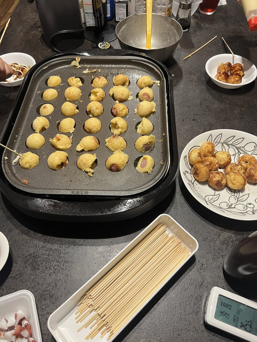 Dobo231_'s tweet photo. 今日はタコパ美味しい https://t.co/OvqkI7z3Y5