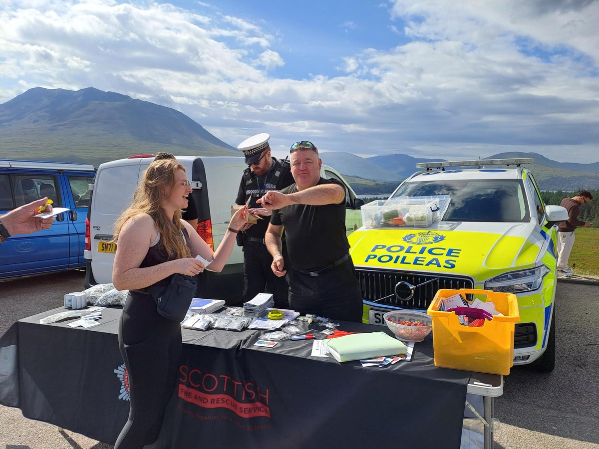 abewdhq's tweet photo. On Wednesday, our Community Action Team partnered with Police Scotland at Loch Tulla Viewpoint, Argyll and Bute for a pop up road safety event. Engaging with motorists, sharing road safety advice, and promoting safer journeys for all road users #RoadSafety #PoliceScotland #SFRS https://t.co/DQwBRrLlC0