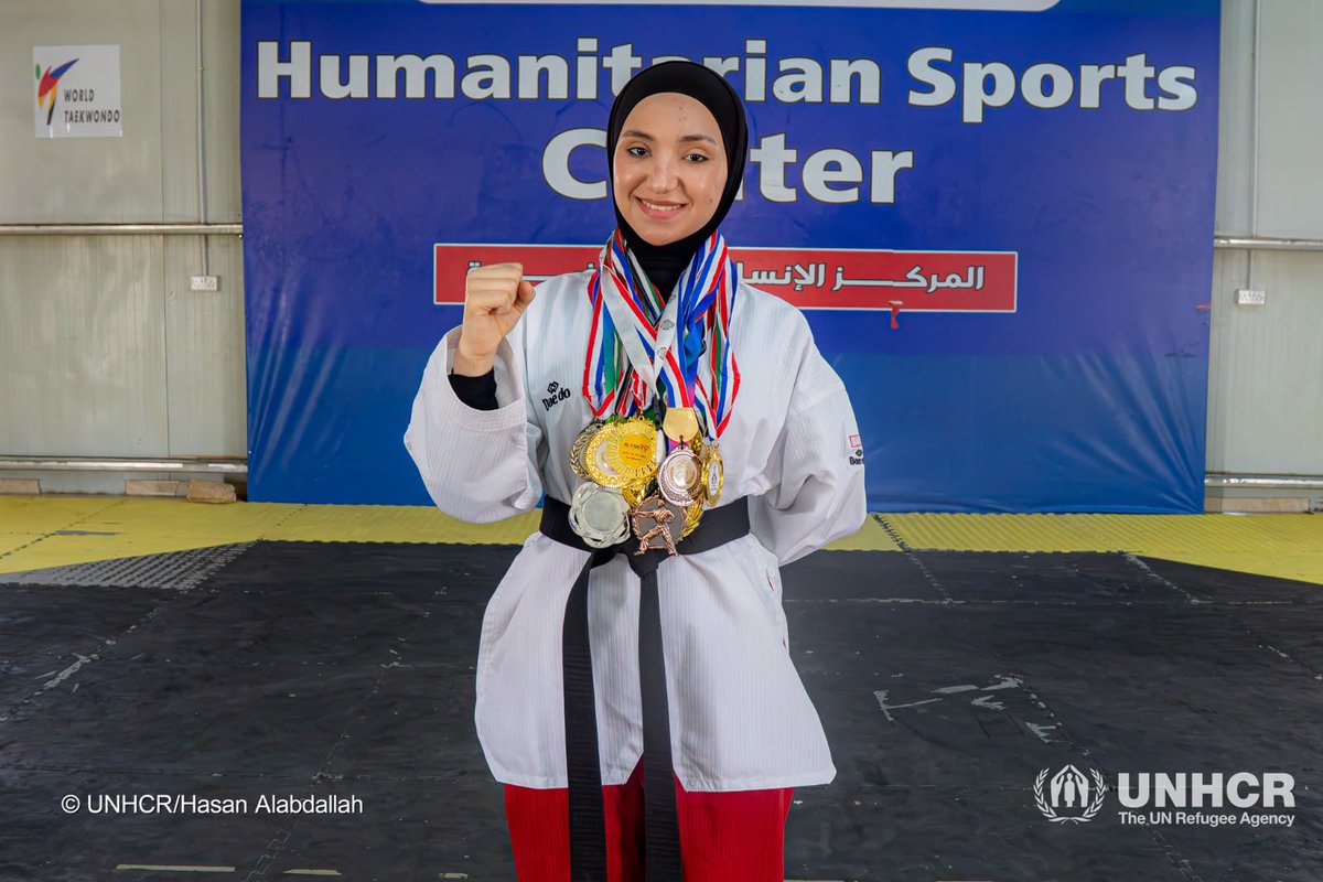 ZaatariCamp's tweet photo. For 18-year-old Tala Al-Hunaidi from #Azraqcamp, Taekwondo is more than a sport π₯ Since age nine, it has helped her build confidence, discipline and resilience.
π‘ Her message: βHold on to your dreams and keep striving.β β¨
#IntetnationalYouthDay https://t.co/dV5UZFHqY0