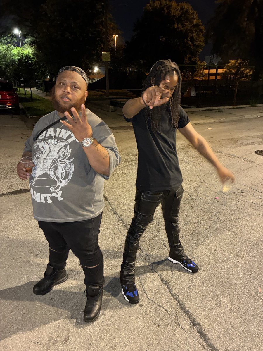 StreetGallery69's tweet photo. This Shit Been Goin On 🖤🤍🩶 https://t.co/5lcaTP3nNZ