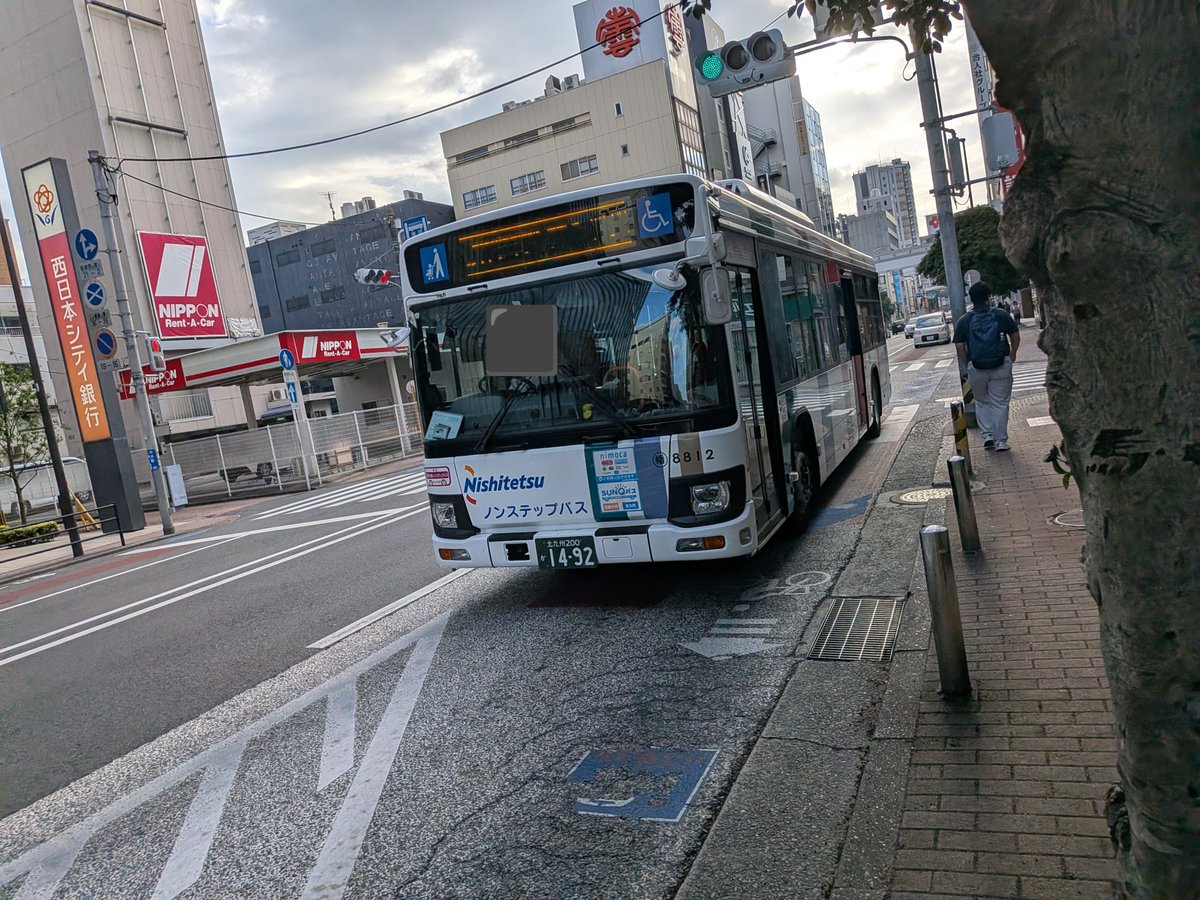 西鉄バス 八幡8812 1番特快砂津行き。小倉駅入口→砂津まで乗車。連節