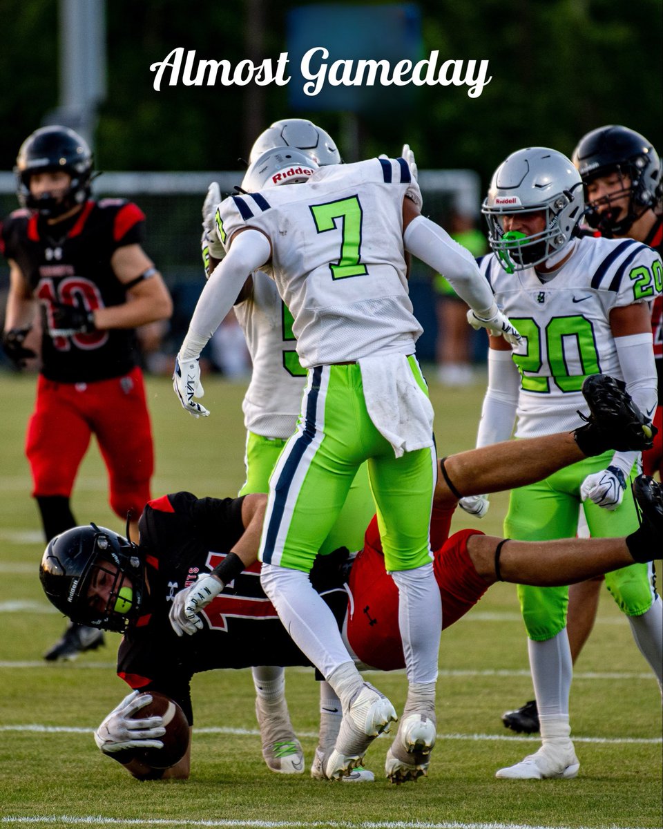 Beachside_FB's tweet photo. Almost Gameday. 

PACK THE REEF, tomorrow night 6:30pm!

#LetsGetlt #BarracudaNation #BeachsideMad https://t.co/R9gEzUsQBA