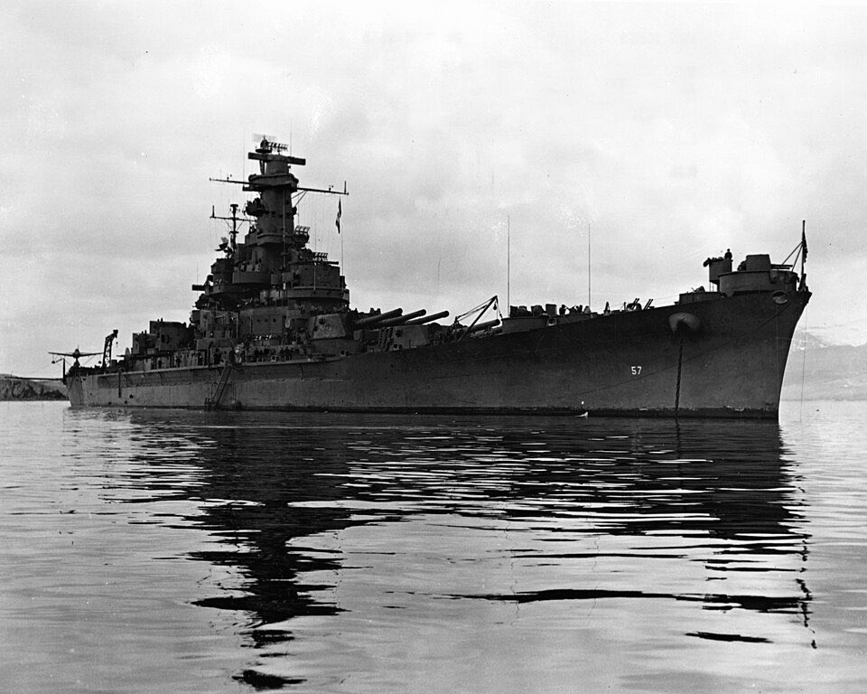 Harugumo_'s tweet photo. 最強の戦艦三選 https://t.co/q831yMURTv