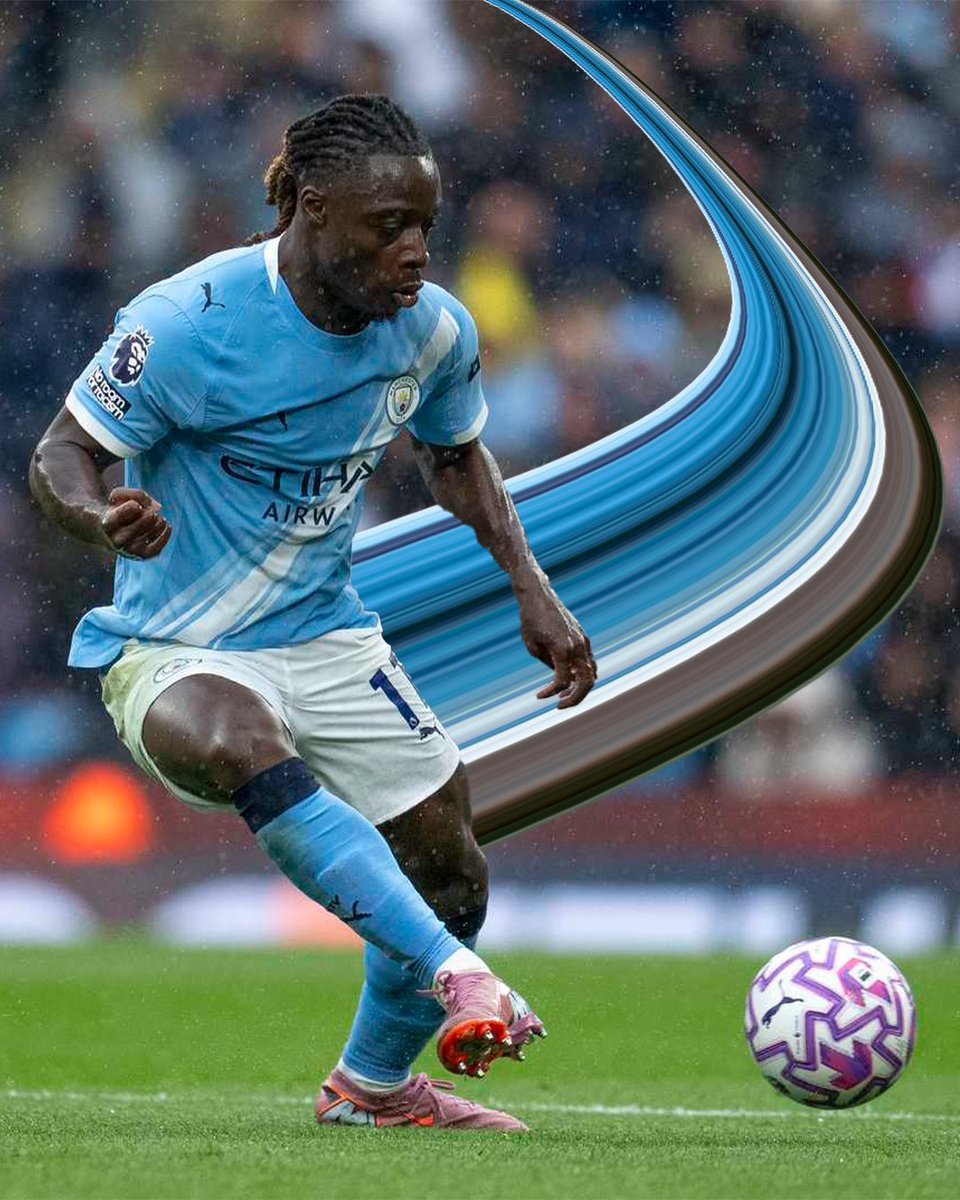 ManCity's tweet photo. Making his mark 🎨