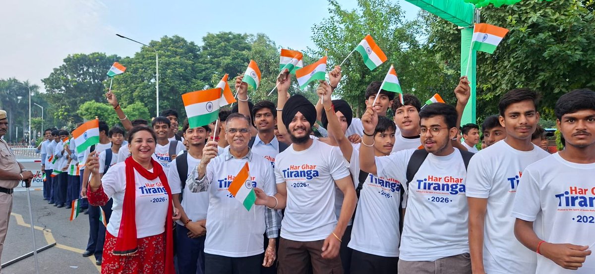 SchoolEduChd's tweet photo. #harghartiranga https://t.co/voQ9L0BB67