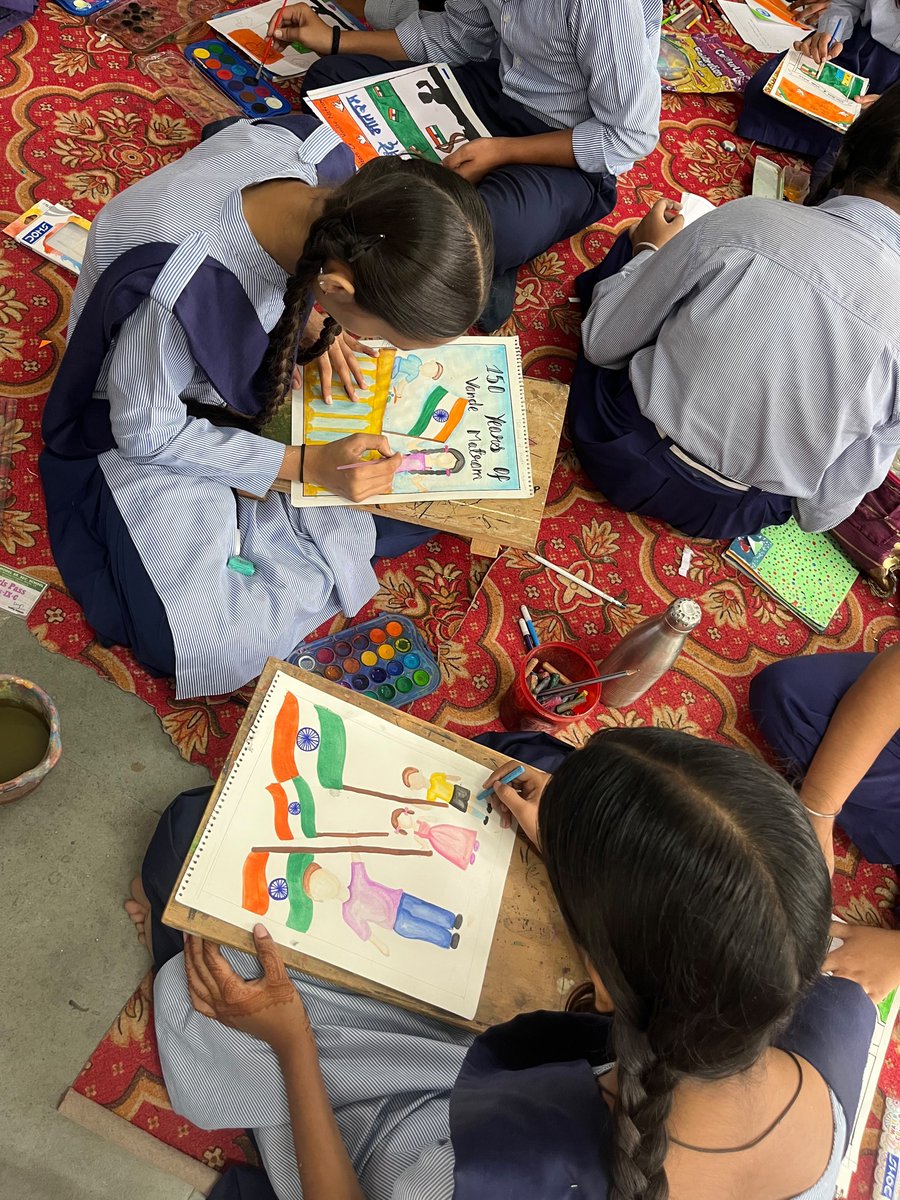 SchoolEduChd's tweet photo. #harghartiranga https://t.co/voQ9L0BB67