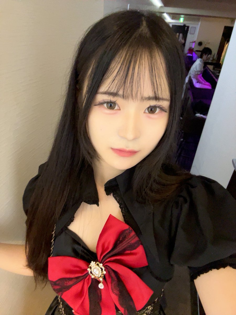 zspblv's tweet photo. 今日は5階のAnDiaさんと合同営業です！
悪魔になりました😈💕
今日しかないかもだから会いに来てくれるひとまってます
  #秋葉原 #コンカフェ #自撮り界隈 #ガルバ https://t.co/azxXSiiOp4